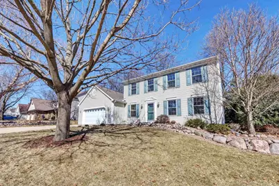 1460 Woodmont Way, Ashwaubenon, WI 54313 - Photo 1