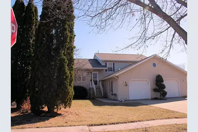 961 Eastman Lane, Fond du Lac, WI 54935 - Photo 1