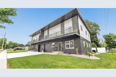 1751 S Oneida Street, Green Bay, WI 54304 - Photo 1