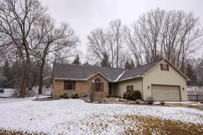 2640 Appian Way, Green Bay, WI 54302 - Photo 1