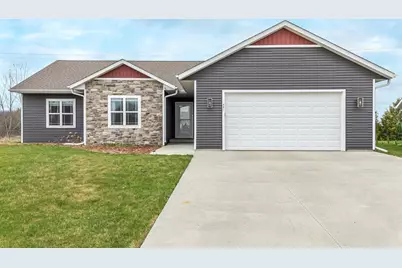 531 S Silver Fox Drive, Kewaskum, WI 53040 - Photo 1