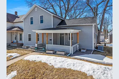 109 W 4th Street, Kaukauna, WI 54130 - Photo 1