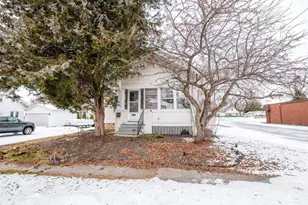 202 Irene St, Green Bay, WI 54302 - Photo 1