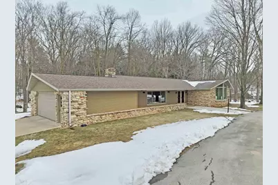 5454 Norway Drive, Pulaski, WI 54162 - Photo 1