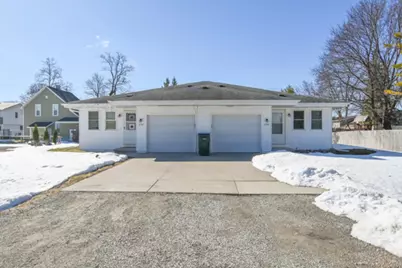 2747 W 8th Street, Appleton, WI 54914 - Photo 1