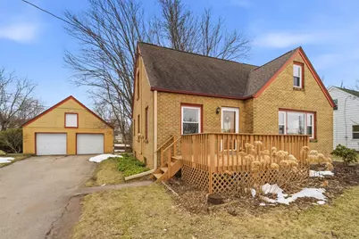 1127 W Northland Avenue, Appleton, WI 54914 - Photo 1