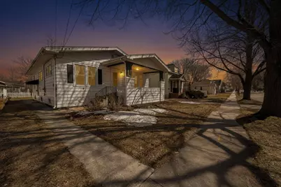 866 Howard Street, Green Bay, WI 54303 - Photo 1