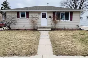 901 Park St, Green Bay, WI 54303 - Photo 1