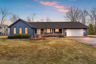 1236 Meadowview Dr, Menasha, WI 54952 - Photo 1