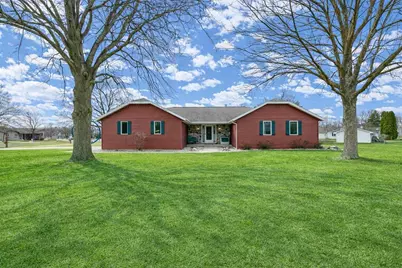 1833 Mac Court, Green Bay, WI 54311 - Photo 1