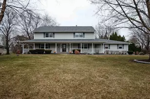 1161 Wedgewood Ln, Fond du Lac, WI 54935 - Photo 1