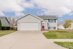 3113 Bellfield Dr, Oshkosh, WI 54904 - Photo 1