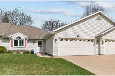 1274 W 18th Avenue, Oshkosh, WI 54904 - Photo 1