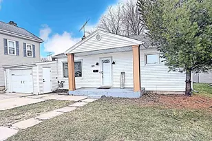 109 N Madison St, Chilton, WI 53014 - Photo 1