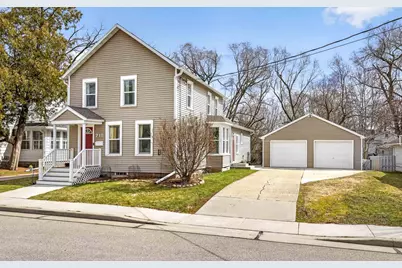 718 Harriman Street, Appleton, WI 54911 - Photo 1