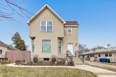827 N Broadway, Green Bay, WI 54303 - Photo 1