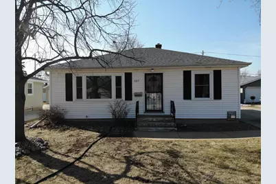 927 Sherry Street, Neenah, WI 54956 - Photo 1