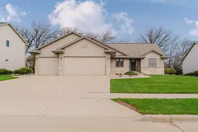 3120 Mockingbird Way, Oshkosh, WI 54904 - Photo 1