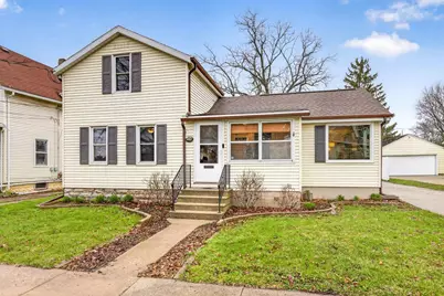 348 1st Street, Menasha, WI 54952 - Photo 1
