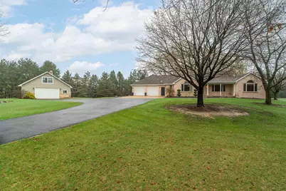 E8958 Broken Branch Lane, New London, WI 54961 - Photo 1