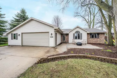 2611 W Glendale Avenue, Appleton, WI 54914 - Photo 1