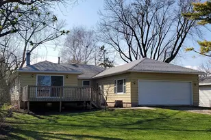 N8067 Lakeshore Dr, Fond du Lac, WI 54937 - Photo 1