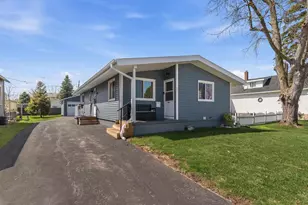 521 Delaware Ave, North Fond du Lac, WI 54937 - Photo 1