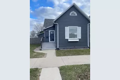1715 14th Avenue, Menominee, MI 49858 - Photo 1