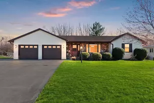 2234 Jen Rae Rd, Green Bay, WI 54311 - Photo 1
