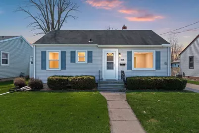 867 Marquette Street, Menasha, WI 54952 - Photo 1