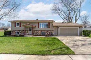 722 Diane St, Chilton, WI 53014 - Photo 1