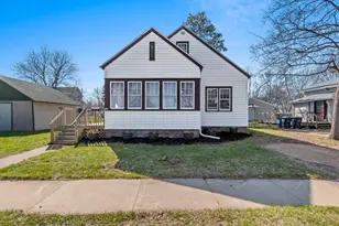 215 S Union St, Shawano, WI 54166 - Photo 1