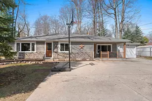 1810 Wood Ln, Green Bay, WI 54304 - Photo 1