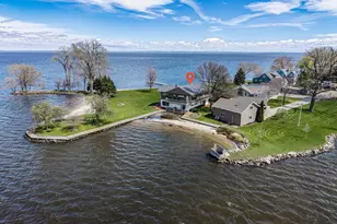 2384 Hickory Ln, Oshkosh, WI 54901 - Photo 1
