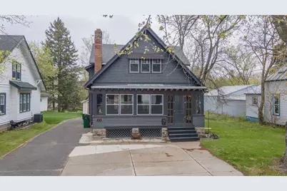 414 W Fulton Street, Waupaca, WI 54981 - Photo 1