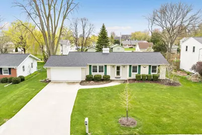 324 Kenney Street, Green Bay, WI 54301 - Photo 1