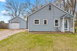 1713 Burns Ave, Green Bay, WI 54303 - Photo 1