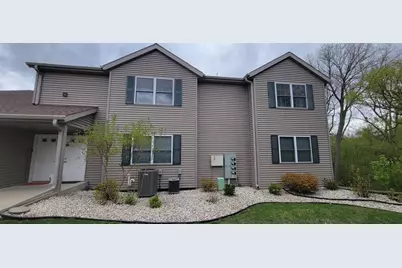 41 Scenic Circle, Fond du Lac, WI 54935 - Photo 1