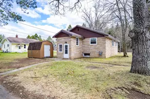 513 Tamarack St, Eagle River, WI 54521 - Photo 1
