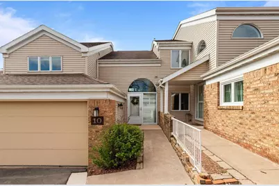10 S Lawrence Court #10, Appleton, WI 54911 - Photo 1