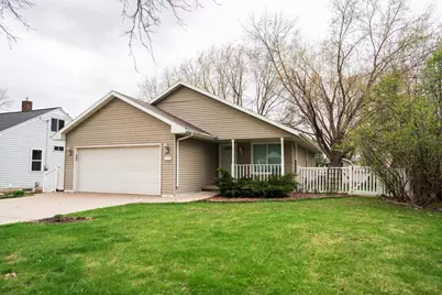2220 Glendale Avenue, Green Bay, WI 54303 - Photo 1