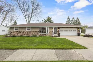 1698 Nancy Ave, Green Bay, WI 54303 - Photo 1