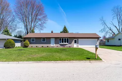 838 Marydale Drive, Green Bay, WI 54313 - Photo 1
