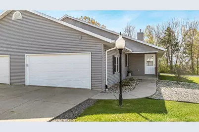 200 Prairie View Court, Waupaca, WI 54981 - Photo 1