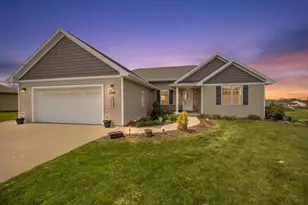 3315 Osprey Ln, Green Bay, WI 54311 - Photo 1