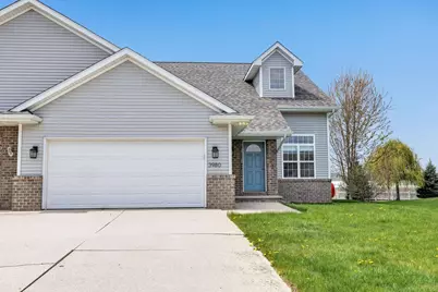 3980 N Parker Way, De Pere, WI 54115 - Photo 1