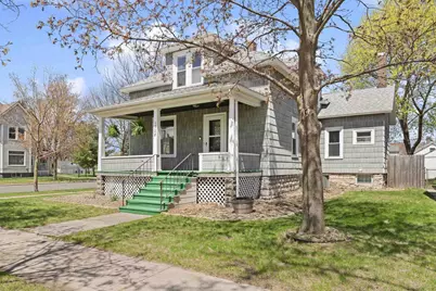 1328 10th Street, Marinette, WI 54143 - Photo 1