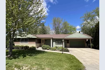 2750 W 8th Street, Appleton, WI 54914 - Photo 1