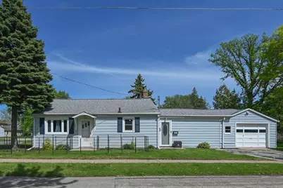 2034 Minerva Street, Oshkosh, WI 54901 - Photo 1