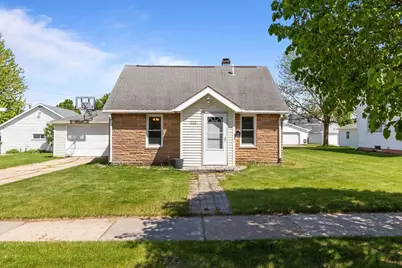 125 S John Street, Kimberly, WI 54136 - Photo 1